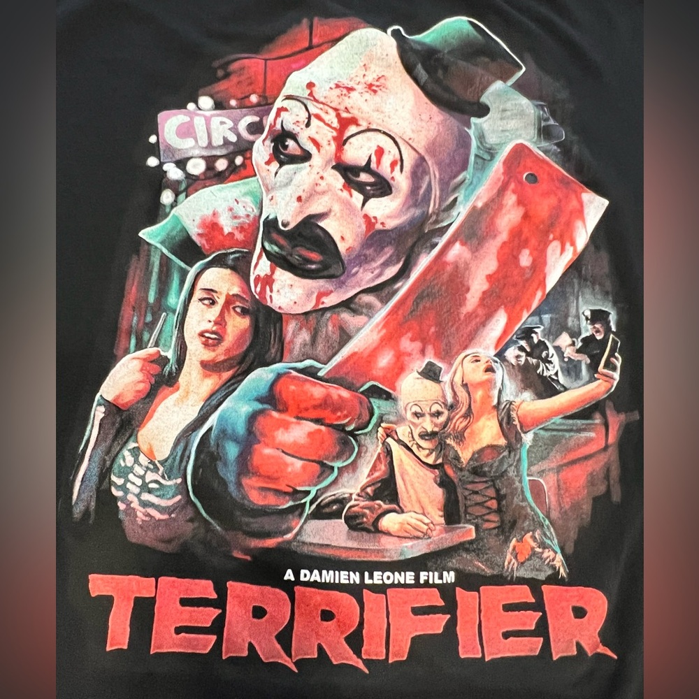 Terrifier Tshirt 2XL Terror Threads Horror David Howard Thornton Art the Clown